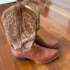 Justin Cowboy Boots